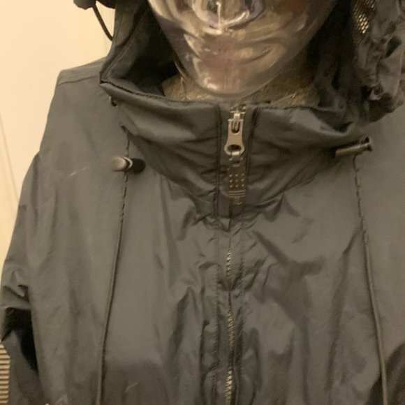 Misty mountain technical outerwear rain jacket - Picture 4 of 10